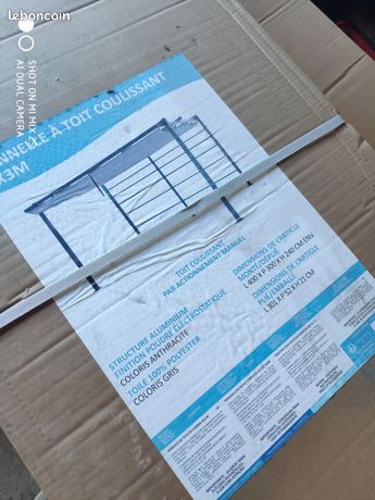 Tonnelle 4 x 3 m a toit coulissant neuf