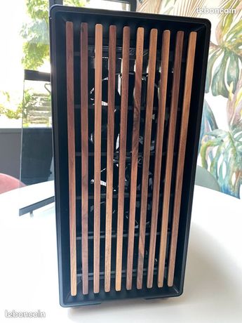 Tour Fractal Design North Charcoal Black TG Dark