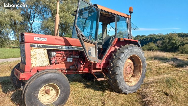 Tracteur 955 international