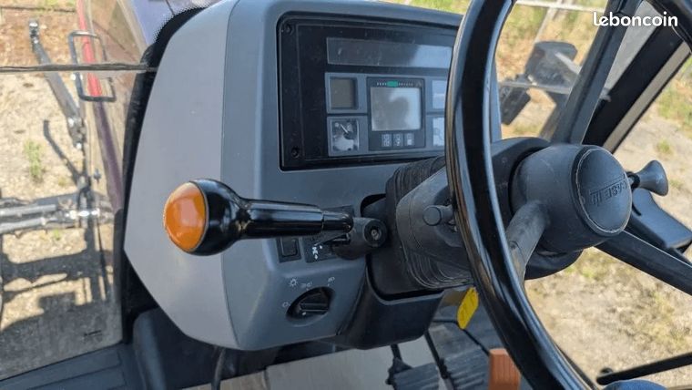 Tracteur Agricole Case IH CX 80