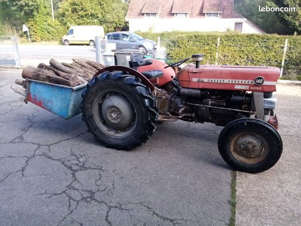 Tracteur Massey 140 super avec bennette