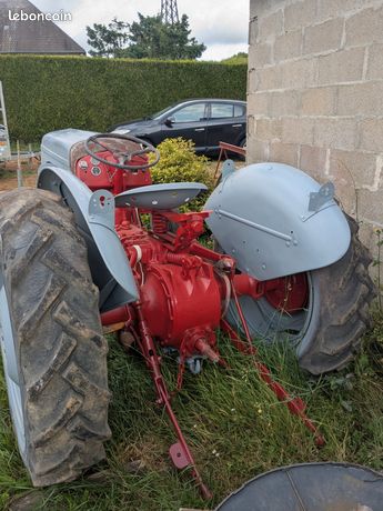 Tracteur Massey Ferguson 30