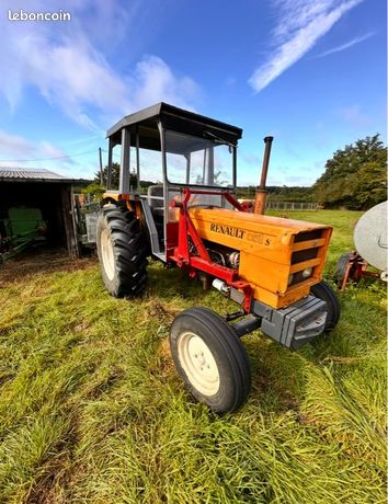 Tracteur Renault 551s
