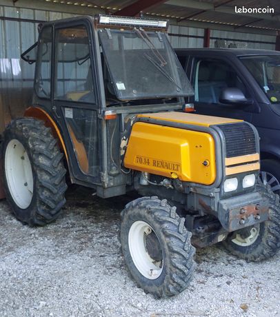 Tracteur RENAULT 7014 VIGNERON