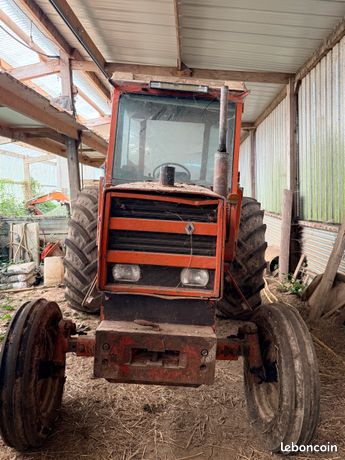 Tracteur Renault 951