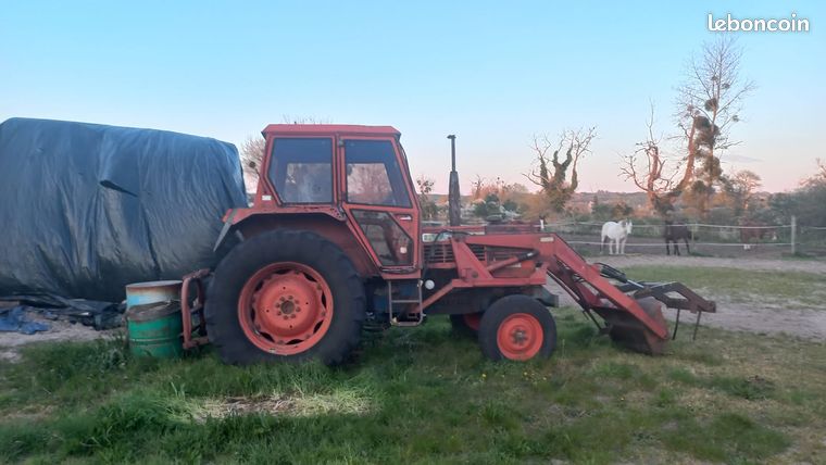 Tracteur Same avec fourche