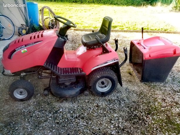 Tracteur tondeuse hydro Avec bac de ramassage moteur 15 5cv