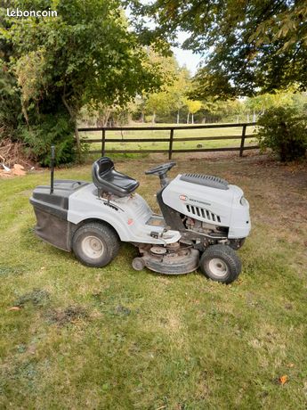 Tracteur tondeuse hydrostatique