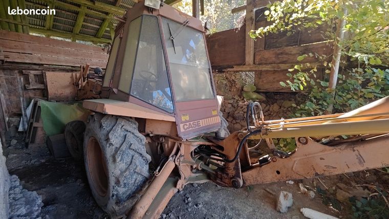 Tractopelle case 580G 4x4