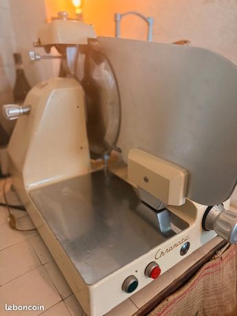 Trancheuse à jambon electrique italienne TOMAGA