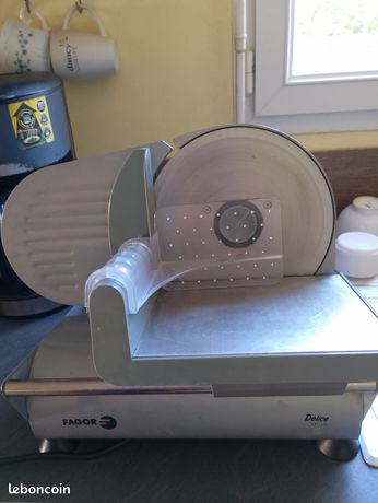 Trancheuse électrique