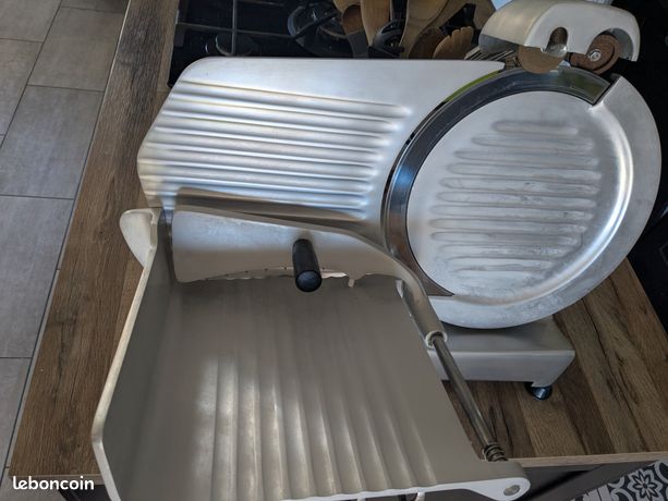 Trancheuse professionnelle FAF303E avec affuteur de 2020