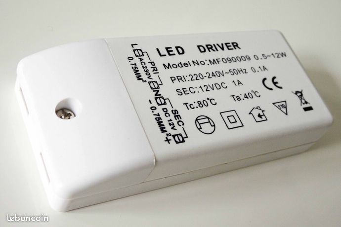 Transfo, led driver 12V DC 1A, pour lampes 0.5 à 12W
