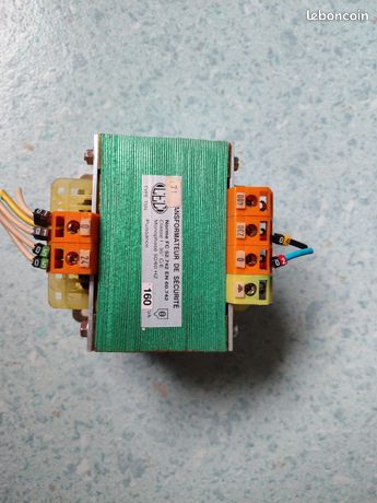 Transformateur 230V/400V 24V