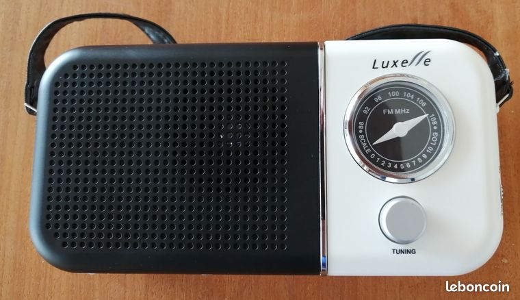 Transistor , radio portable neuf LUXELLE