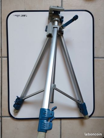 Trépied télescopique