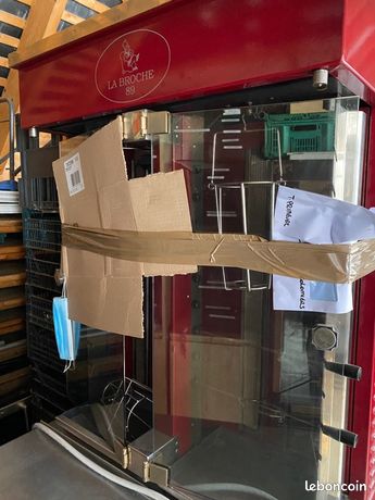 Très belle Rôtissoire au gaz LA BROCHE 89