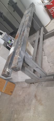 Tréteaux en fer