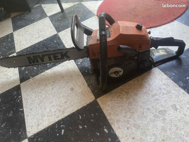 Troçonneuse essence