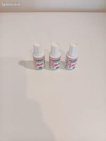 Trois Flacons Liquide Correcteur Instant