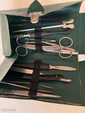 Trousse à dissection