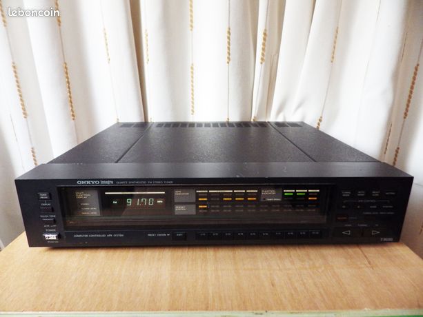 Tuner ONKYO T 9090