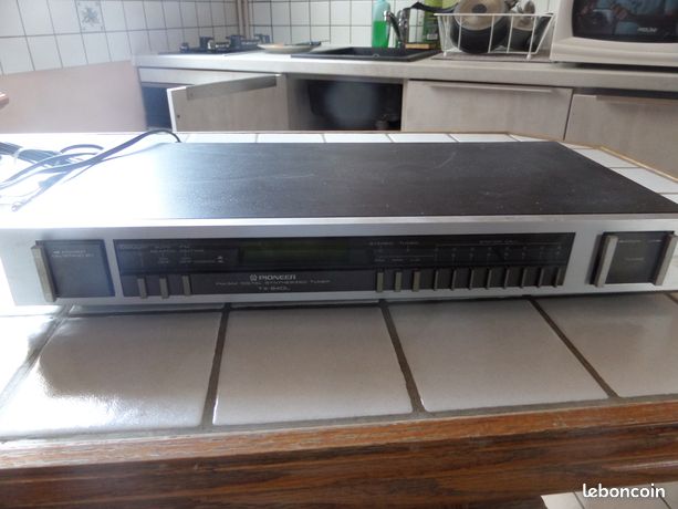 Tuner pioneer