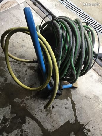 Tuyau d arrosage avec son chariot