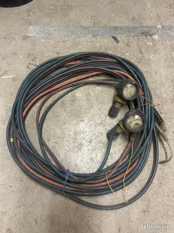 Tuyaux de soudage 15 mètres - chalumeau - détendeurs oxygène / acétylène