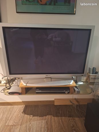 TV HYUNDAI Écran plasma 110 cm