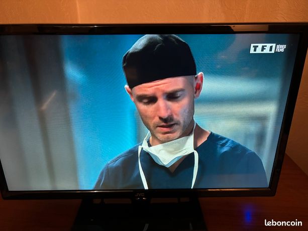 TV JVC LT-24FD100 23.6" HD sans télécommande