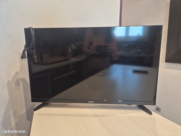 TV Samsung UE32T4005AK