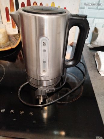 Une bouilloire électrique