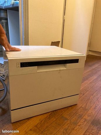 URGENT* Lave Vaisselle 6 couverts