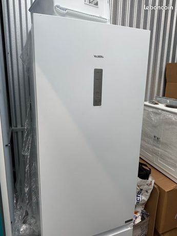 Réfrigérateur combiné Valberg
