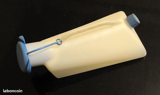 Urinoir UROLIS - en plastique 15l - neuf