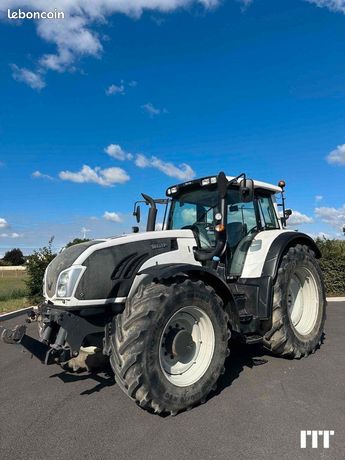 Valtra T213