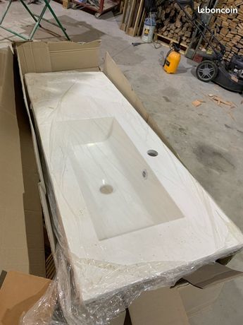 Vasque blanche alterna plénitude