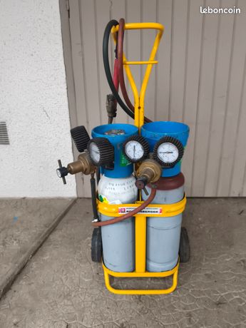 Vds chariot porte bouteilles oxy/acétylenique vide rothenberger hauteur des bouteilles 48 cm.Pas de livraison - merci