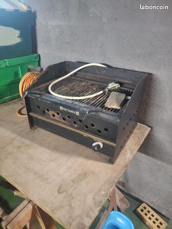 Vend barbecue en fonte