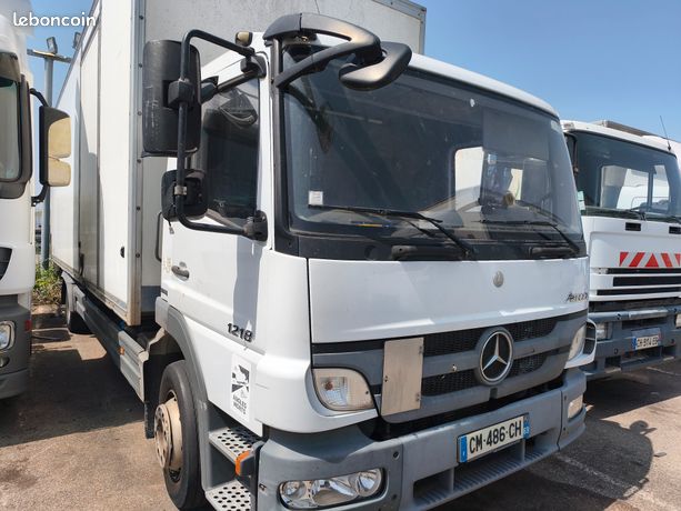 Vend camion mercedes atego 2012