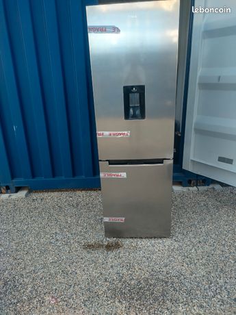 Vend combi frigo congélateur casi neuf