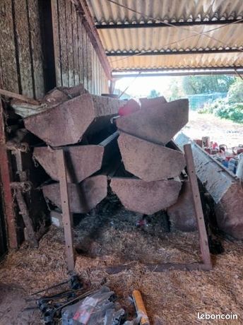 Vend cornadis avec auge