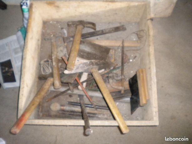 divers outils de maçonnerie