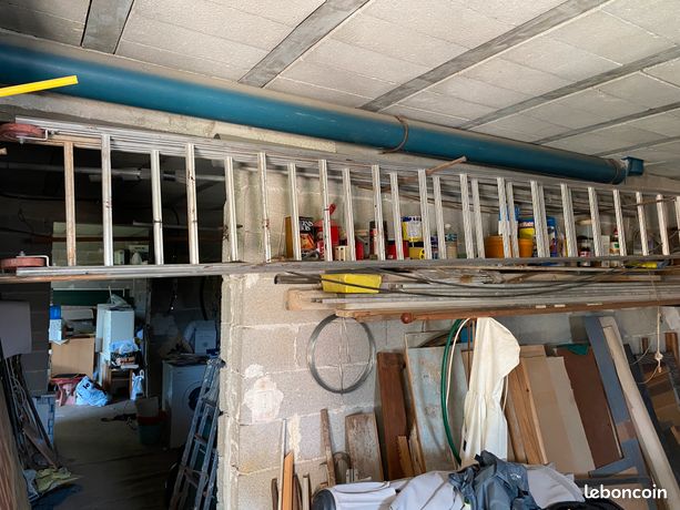 grande échelle métallique coulissante à 2 pans