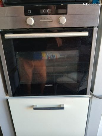 Vend lave vaisselle plaqué de cuisson four