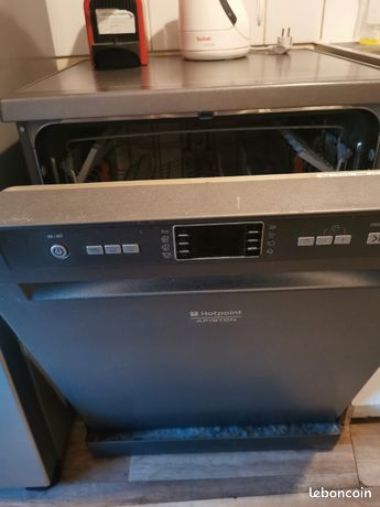 Vend lave-vaisselle très peu utilisé