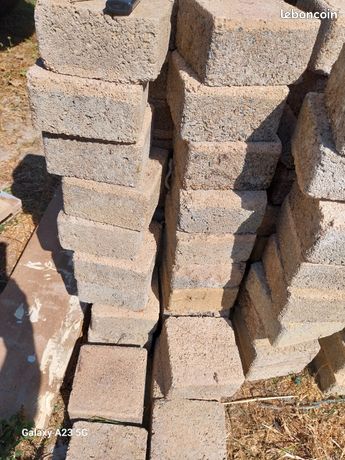 Vend pavé 12/12/6 ton pierre