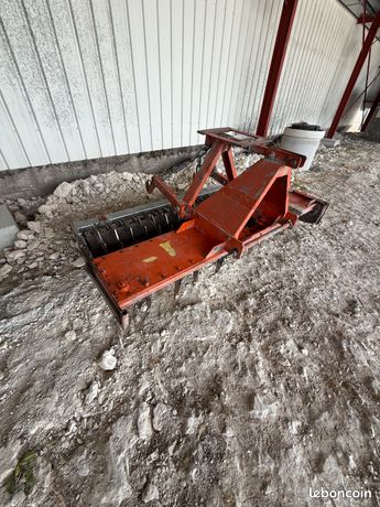 Vend pièce herse rotative Howard