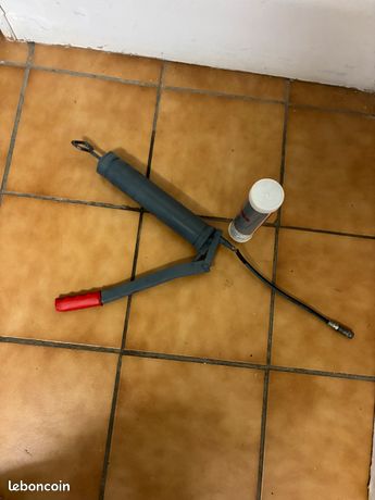 Vend pistolet a cartouche de graisse